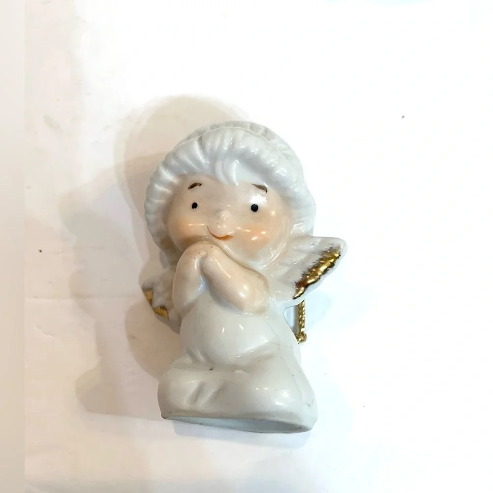 LOT of 2 Vintage ROC Ceramic Christmas Angel Figurines Praying Ornaments Taiwan